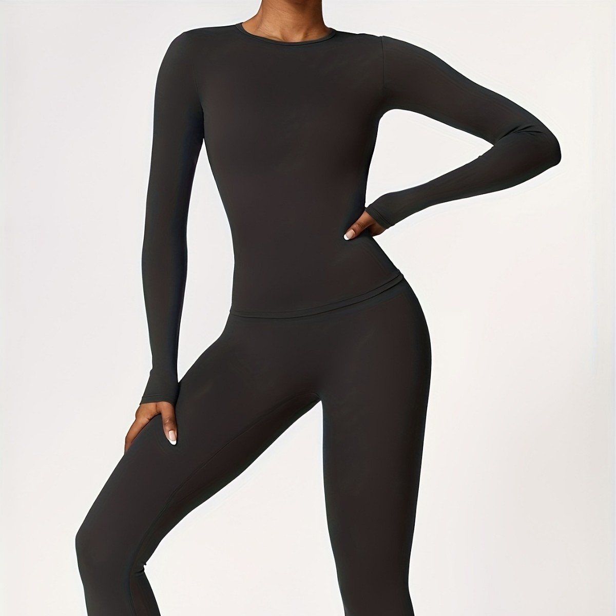 Tight-fitting yoga suit slim l - Pilates & Yoga Unleashed International Academy Yonkers avaliação e preço